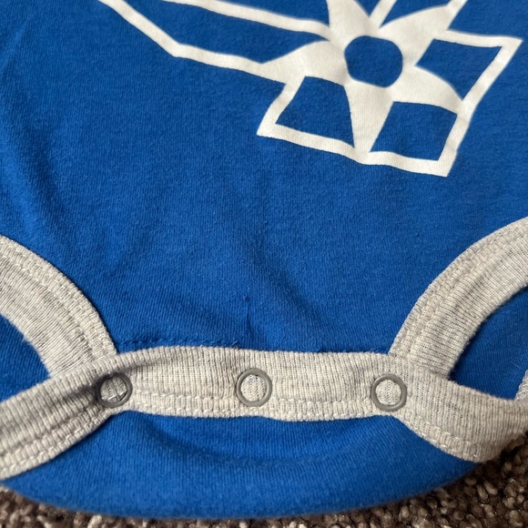🇺🇸 Air Force Infant Onesie 🇺🇸 - Picture 3 of 5